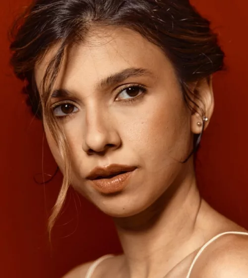 Júlia Portes