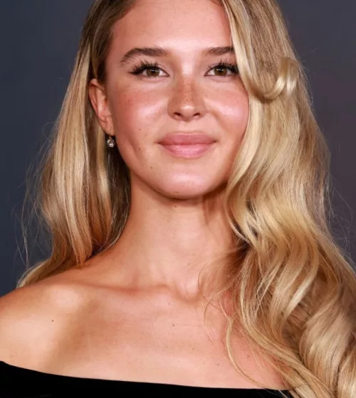 Isabel May