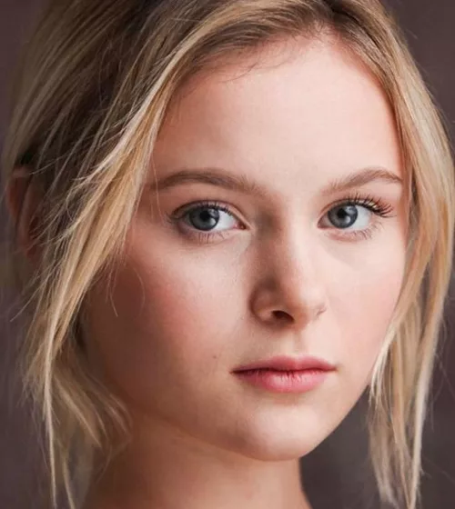 Mia Jenkins