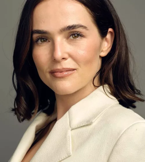 Zoey Deutch