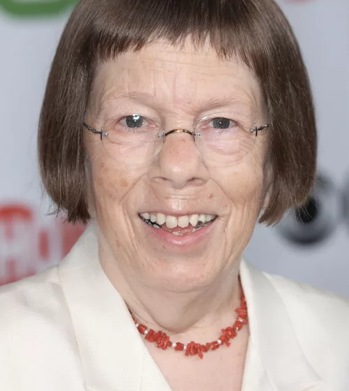 Linda Hunt
