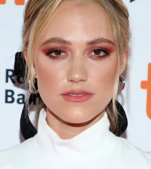 Maika Monroe