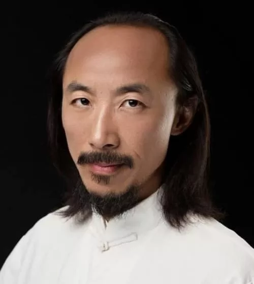 张崇巍