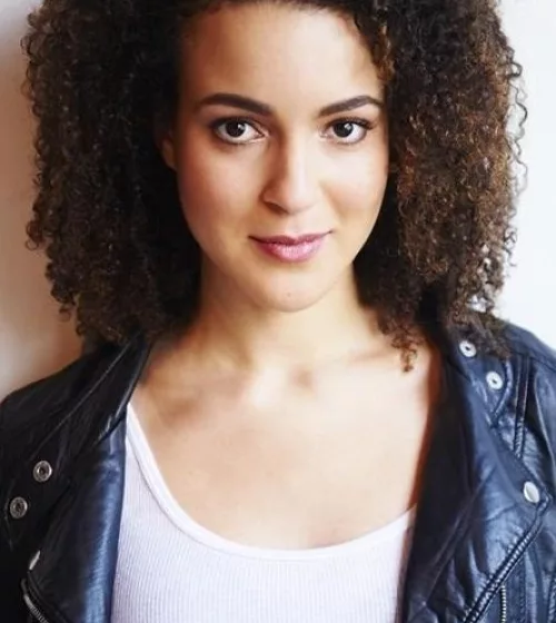 Leah Doz