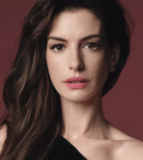 Anne Hathaway